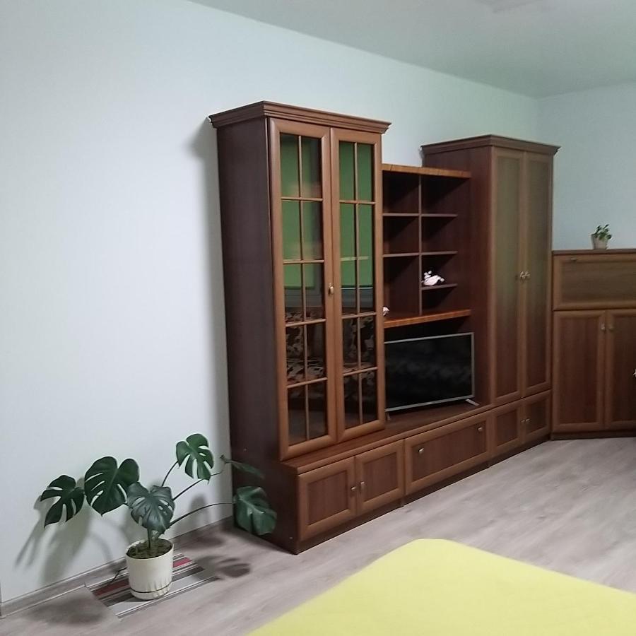 Дво І Одно Кімнатні Апартаменти Новобуд Рн Авторинку Трц Адреналін Сіті Lutsʼk Esterno foto